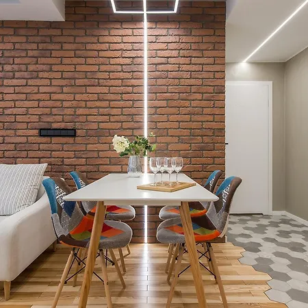 P&o Serviced Mordor Apartman Varsó